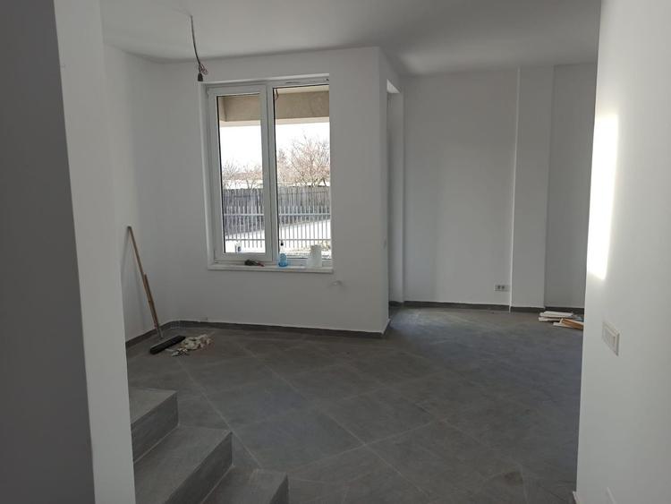 vila gata in duplex/5cam+2bai+150mp curte libera/comBerceni -Ilfov - 39