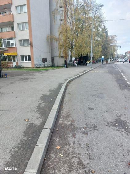 Apartament ,inchiriez , spatiu comercial , birouri , servicii ,Campina - 3