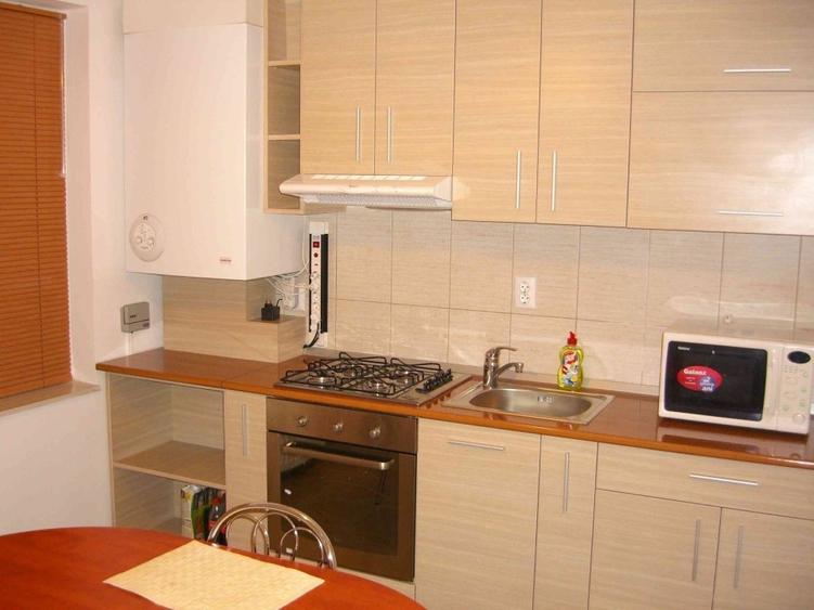 PROPRIETAR VAND/inchiriez vila in cart Irish Park, 5 camere, 3 niv, curte 420 mp - 11