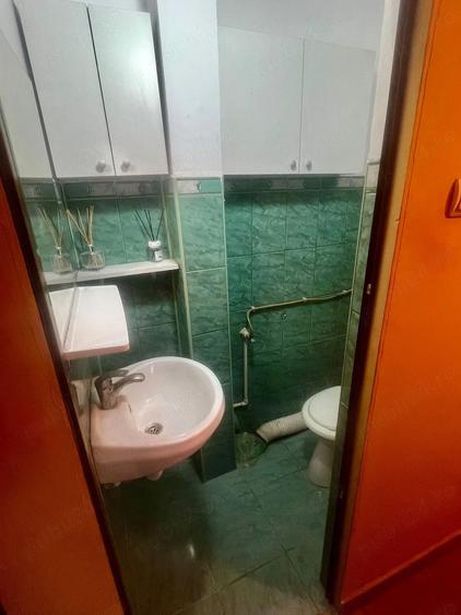 Apartament 3 camere de vanzare Colentina, str. Radovanu, Sector 2 - 6