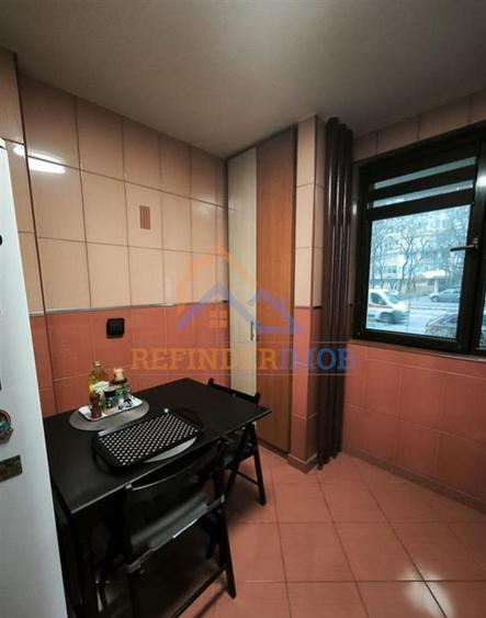 Vanzare apartament 3 camere zona Calea Giulesti - 9