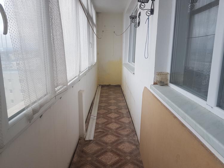 Apartament doua camere, decomandat, balcon mare, CT, sud estic, beci, lift nou - 8