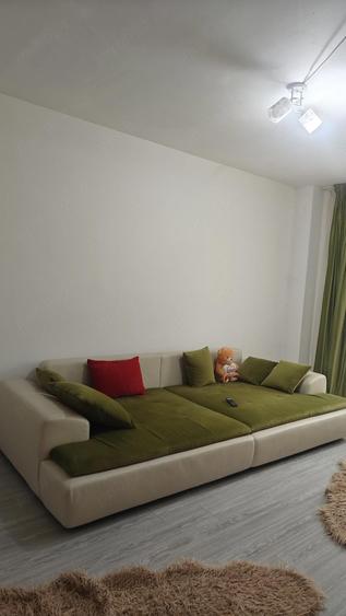 Inchiriez apartament ultracentral - 1