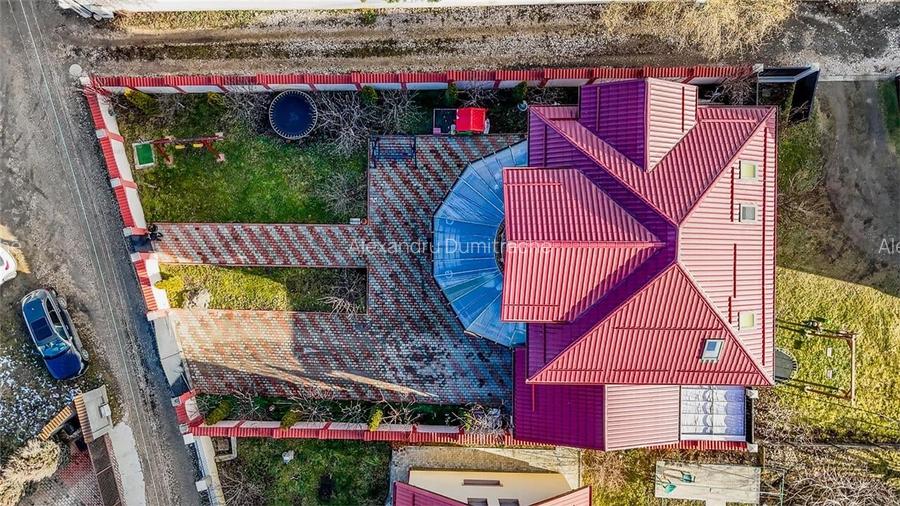 Vila superba cu 5 camere si 4 bai Bunloc Brasov Comision 0%