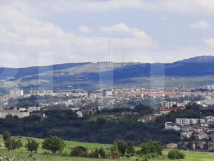 Casa si teren 3450mp, panorama superba asupra orasului - 14