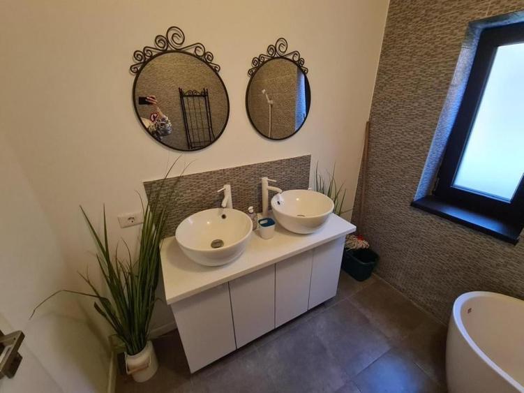 Unique aesthetic view Busteni new house 300sqm - 16