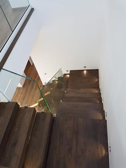 Vila pe doua niveluri pentru birouri - zona Brasovul Vechi-cod 5183 - 7