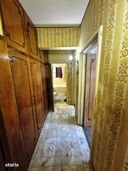 Apartament cu 3 camere decomandat în Grivița