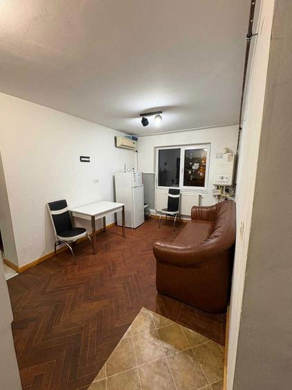 Apartament /garsoniera de vanzare - 2