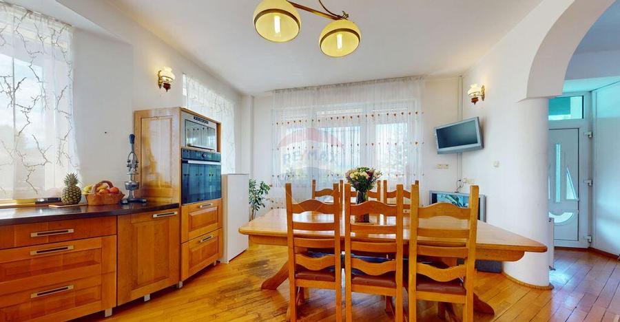 Vila deosebita cu gradina superba ?i panorama - Gh... - 13