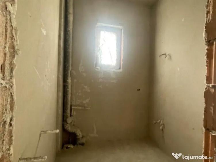 Spa?iu comercial, finisaje la alegere, toate utilita?ile, parcare - 4