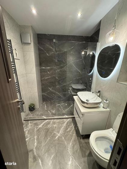 Apartament cu 2 camere decomandat în Micro 11
