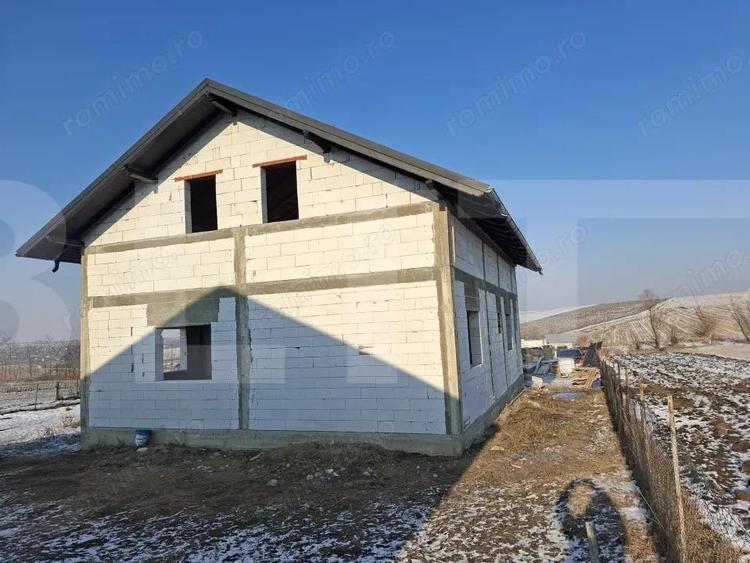 Casa individuala la rosu P+M, 220mp, Stauceni, - 3