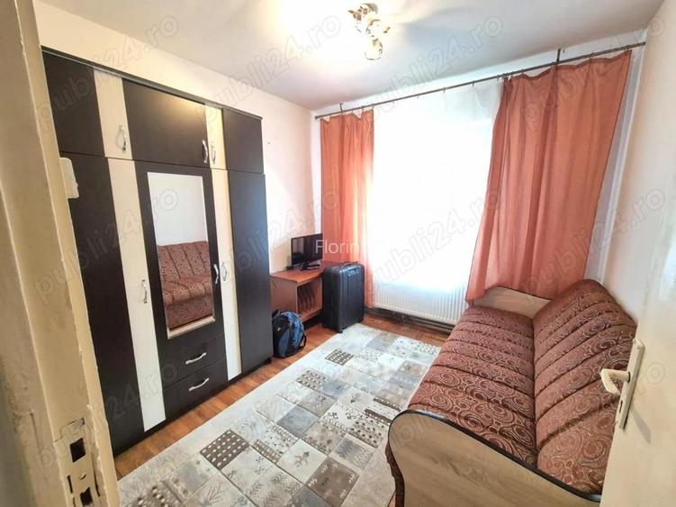 Vanzare apartament 2 camere semidecomadat zona Florilor str. Mimozei Vanzare apartament 2 camere semidecomadat zona Florilor str. Mimozei