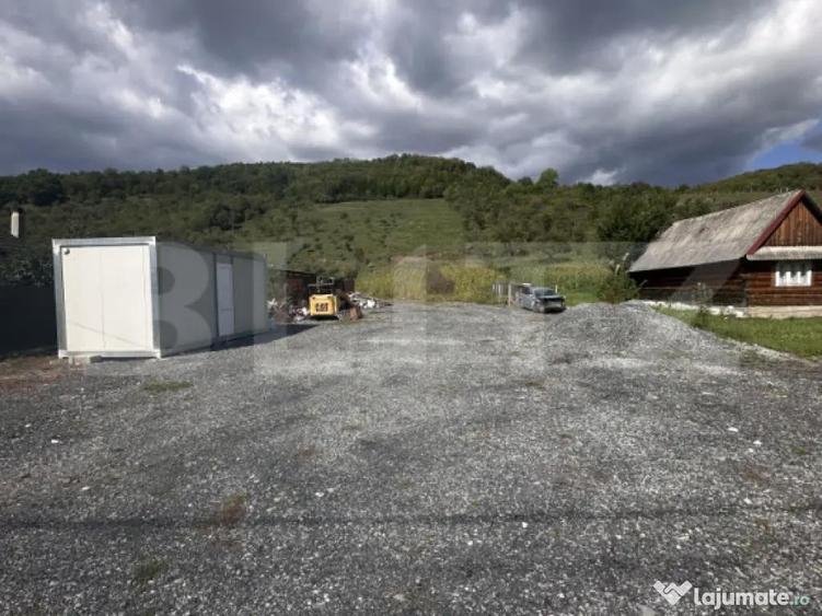 Teren cu utilita?i ?i poten?ial investi?ional 5400 m - 4