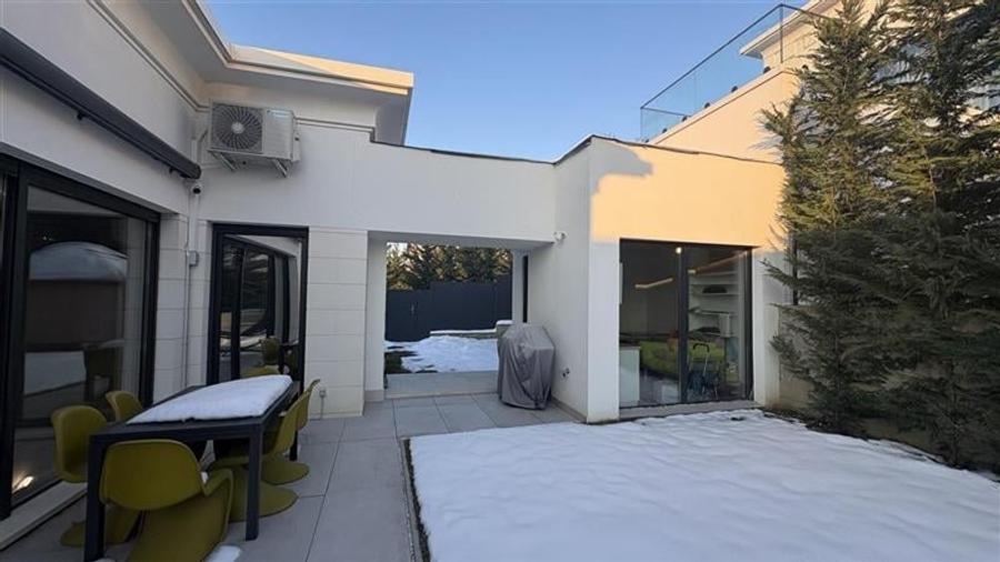 Vanzare casa individuala 5 camere finisaje de LUX in Borhanci - 15