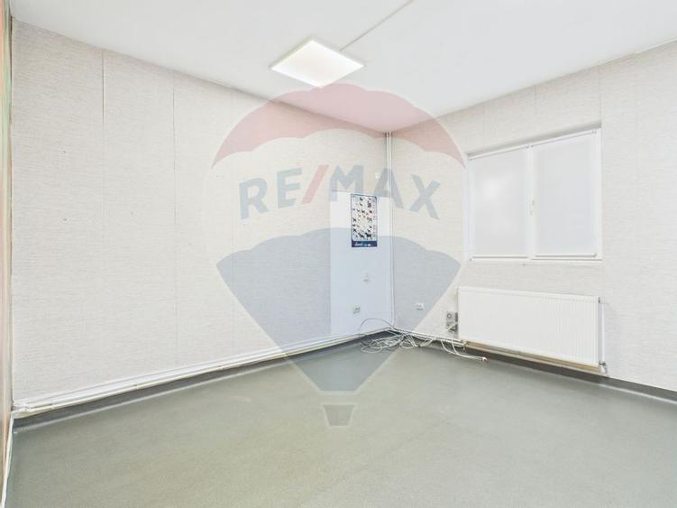 Casă cu 5 camere si 300mp curte, de închiriat în zona Bd. Gloriei - 2