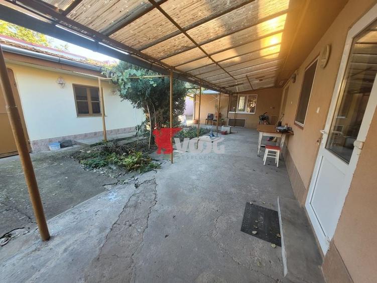 Casa individuala cu garaj! - 1