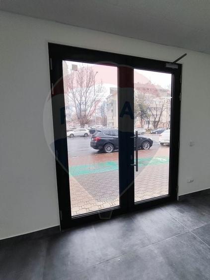 Spațiu comercial de 80mp în zona Burdujeni - 10