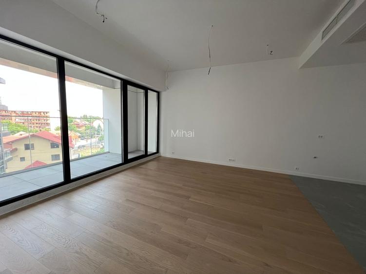 Apartament cu 2 camere semidecomandat în Floreasca