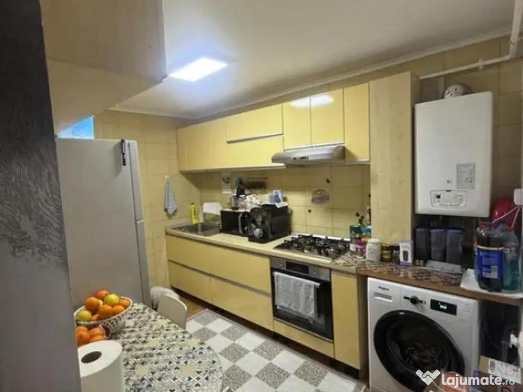 Apartament cu 4 camere decomandate Zona Marasesti - 2