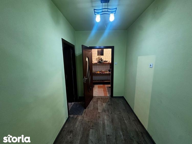 Casă cu 4 camere cu Teren 1900 Mp în Șura Mare