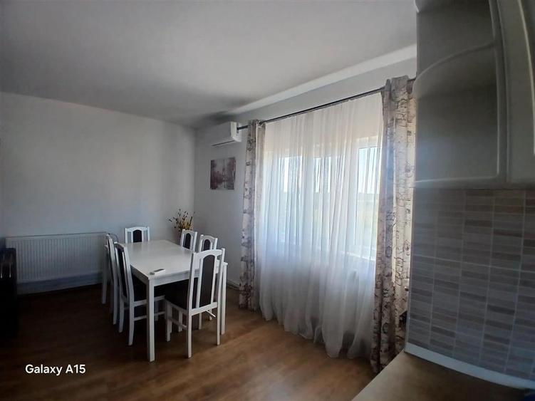 RECO Apartament 3 camere, et 3/4 - 1