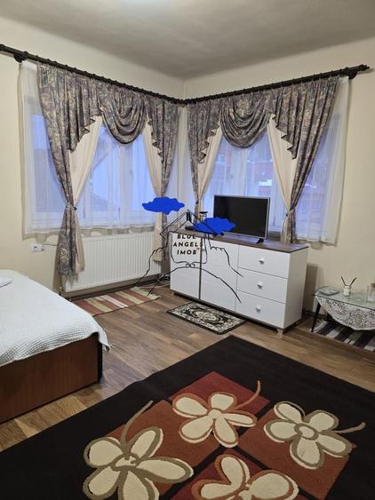 Garsoniera spatioasa la casa – zona Racadau - 1