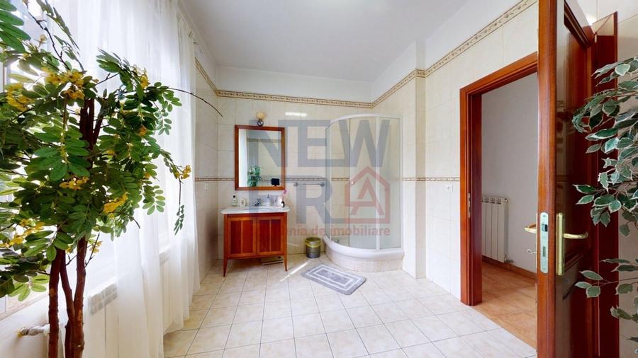 De vanzare vila eleganta P+1 si constructii anexe Petresti-Corbeanca - 16