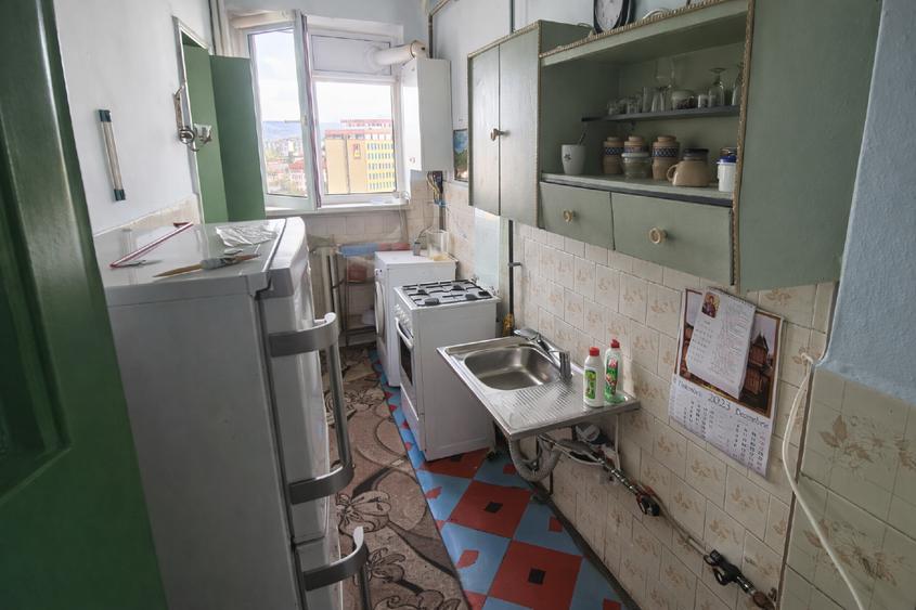 Apartament 2 camere Decomandat, Et. Interm., Podu Ros - 4