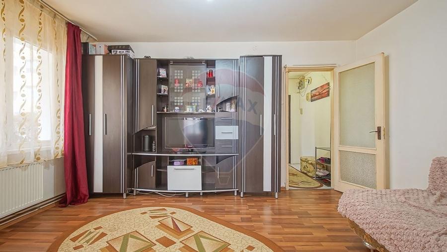Apartament 2 camere, Astra, str Ciprian Porumbescu - 18