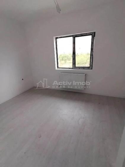 Casă cu 4 camere cu Teren 210 Mp în Alexandriei