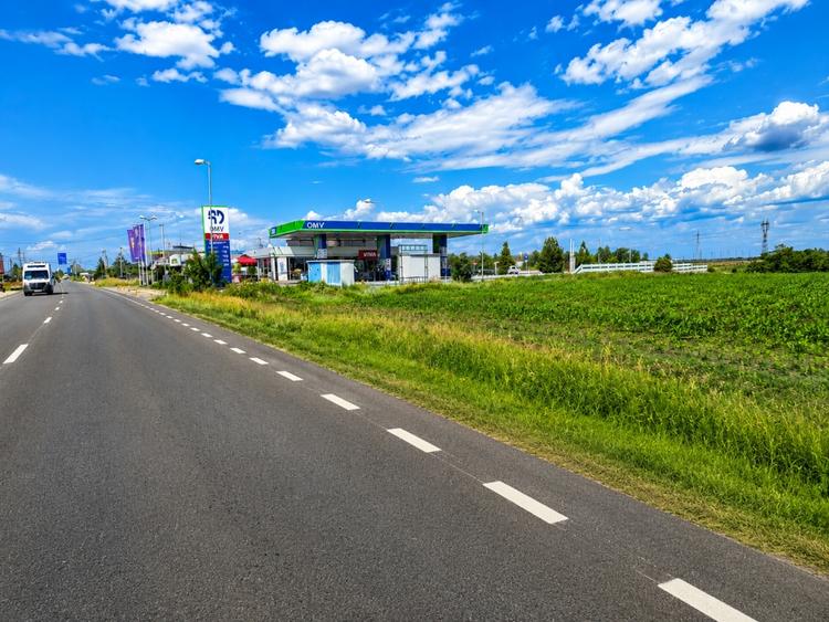 Teren Construcții intravilan de 7580 mp, în Albota