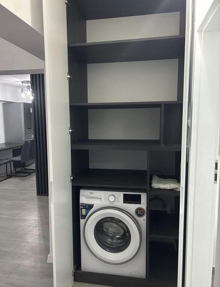 Apartament cu 4 camere decomandat în Ultracentral