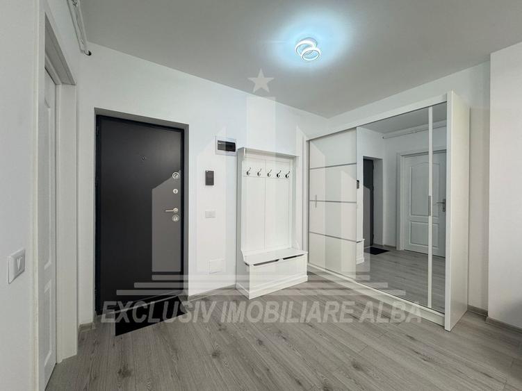 Apartament cu 2 camere decomandat, mobilat în Cetate