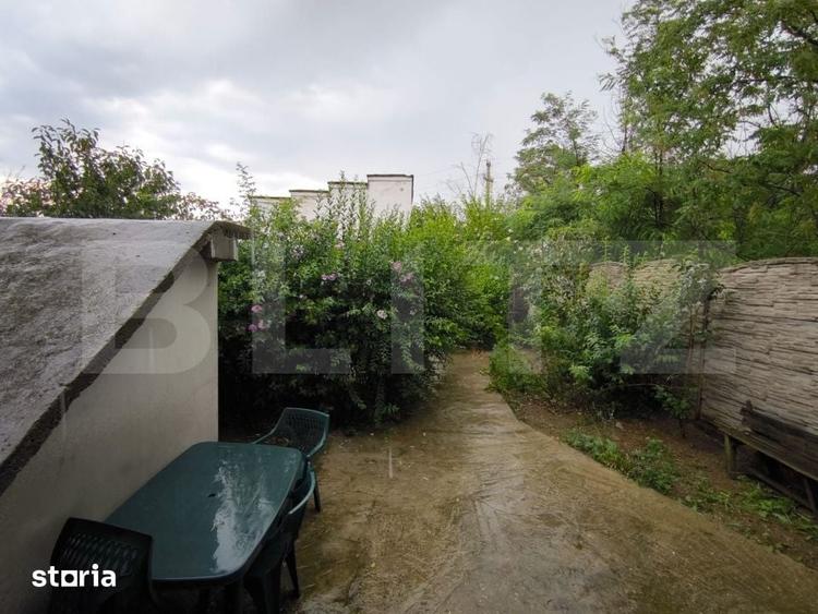 Casă cu 4 camere cu Teren 1200 Mp în Malu Mare