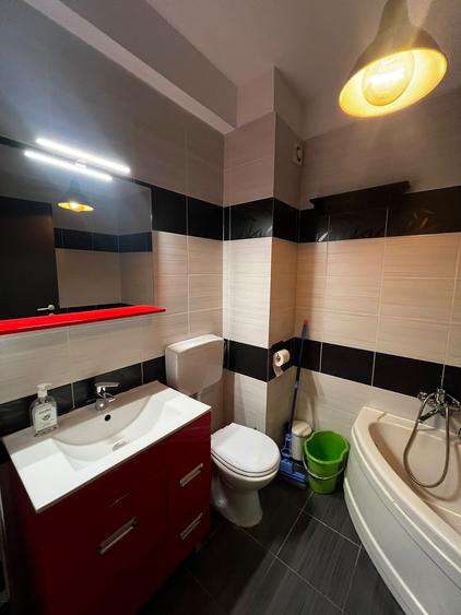 Apartament cu 2 camere semidecomandat în Militari