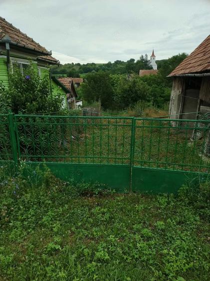 Casă cu 3 camere cu Teren 1295 Mp în Iștihaza