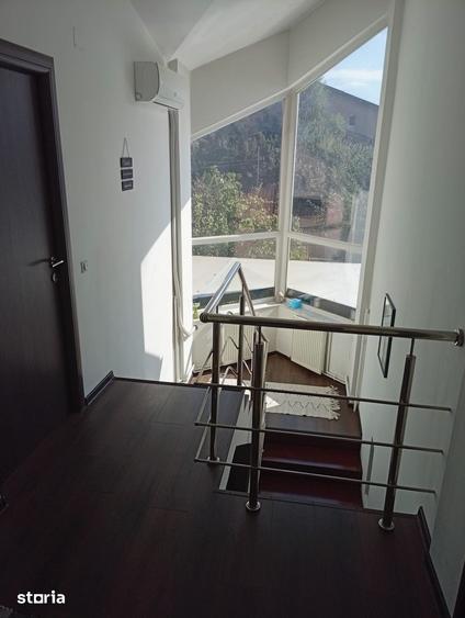 Casă cu 4 camere cu Teren 427 Mp în Chiajna