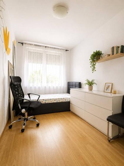 Apartament cu 3 camere decomandat în Grigorescu