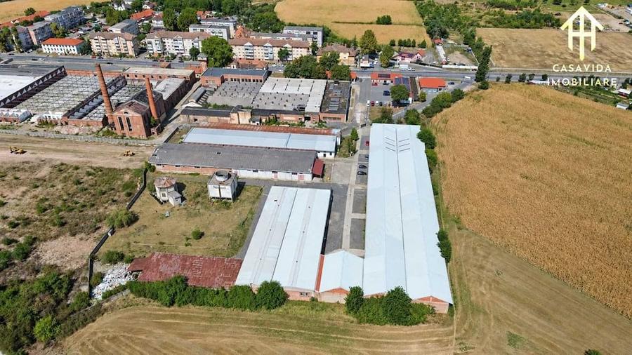 Spațiu comercial, de 4,256 mp, în Central