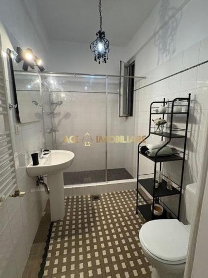 Apartament cu 2 camere decomandat, mobilat în Ultracentral