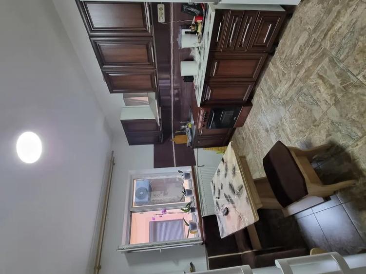 Casă cu 3 camere în Central