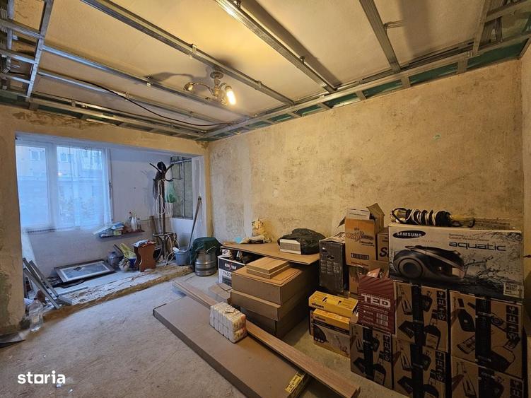 Apartament cu 2 camere semidecomandat în Gojdu