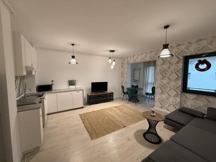 NOU / SUPERB / LUX / SPATII DEPOZITARE GENEROASE / LOC PARCARE - 6