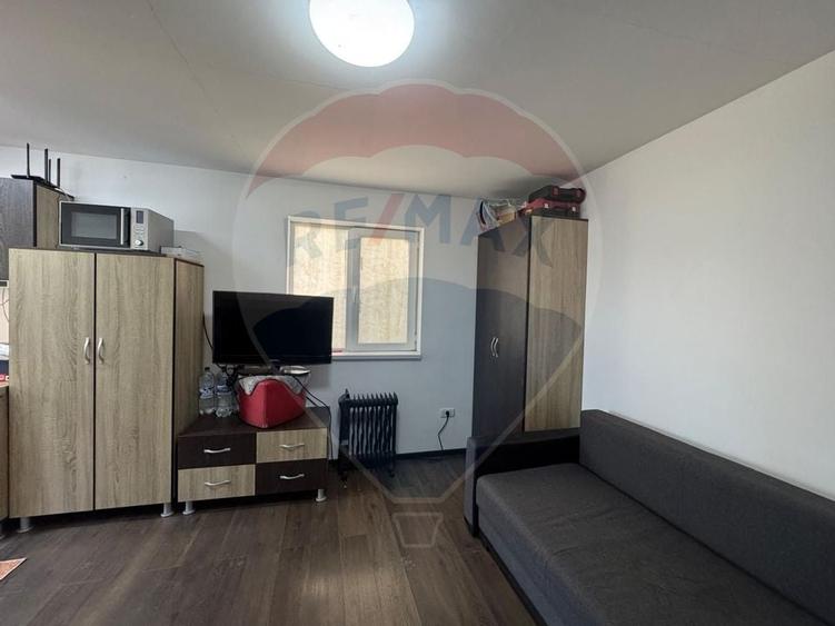 Oportunitate- 381 mp teren/ casa -str. Padurii(acces rapid la A1) - 5