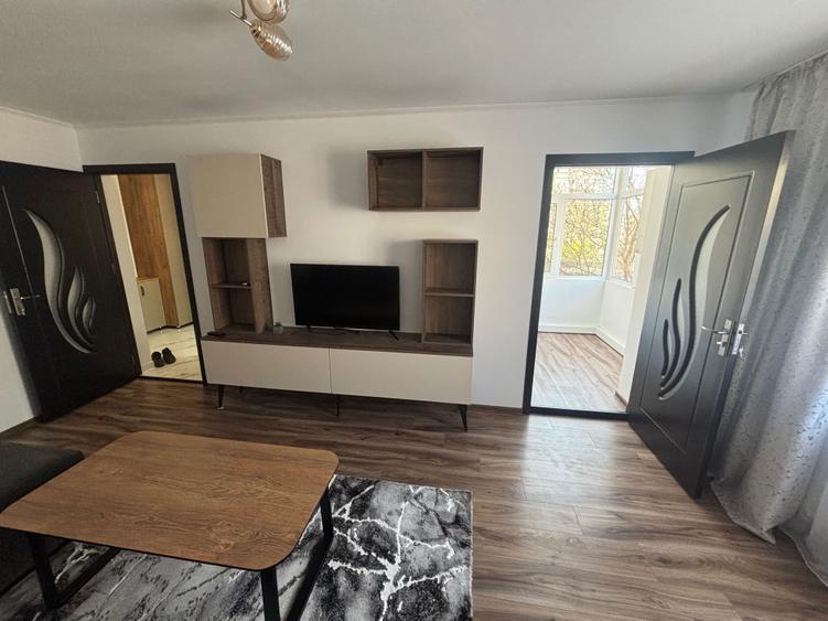 Inchiriez apartament 2 Camere ,Decomandat | Unirii Sud, Etaj 3 | Prima inchiriere - 6