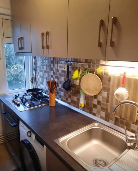 Apartament 2 camere zona km 4/5  mobilat utilat  40 mp - 2