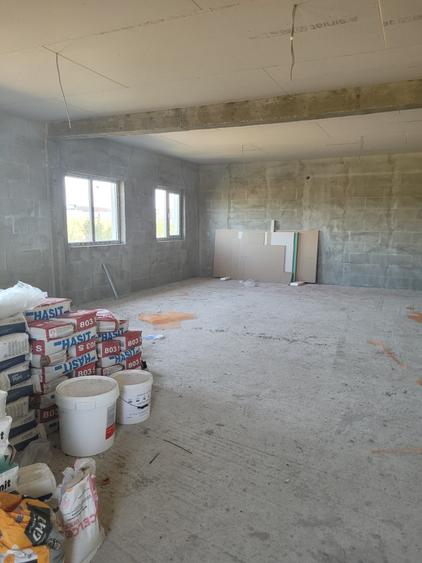 Cladire comerciala in Lumina cu 4350 mp teren - 13