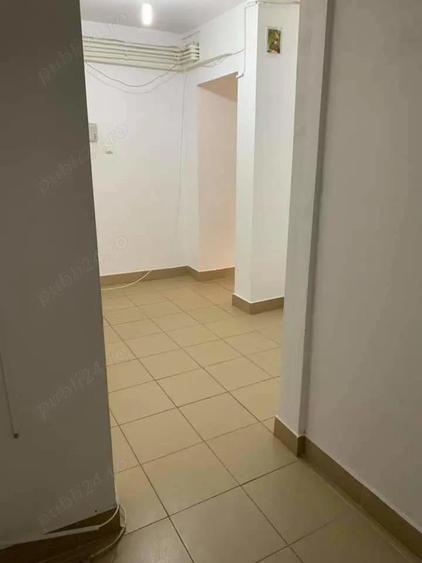 Vanzare aprtament cu 4 camere- IC Frimu -93,4 mp-spatiu comercial , cu potential rezidential - 6